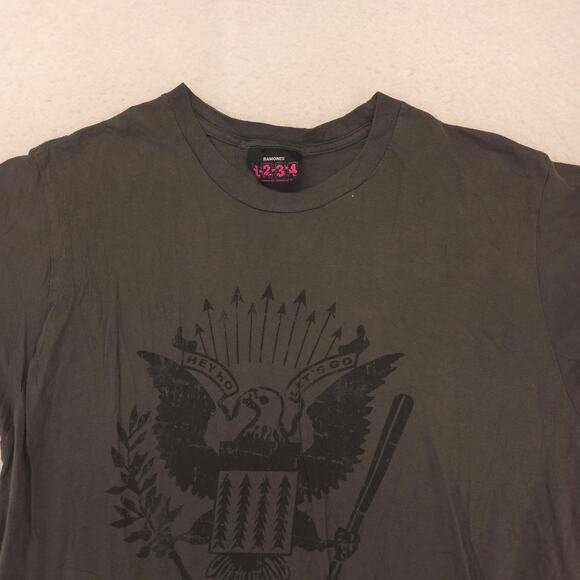 Ramones Band Crew Neck Short Sleeve Graphic T Shirt Mens Size Large L Gray - Picture 1 of 9